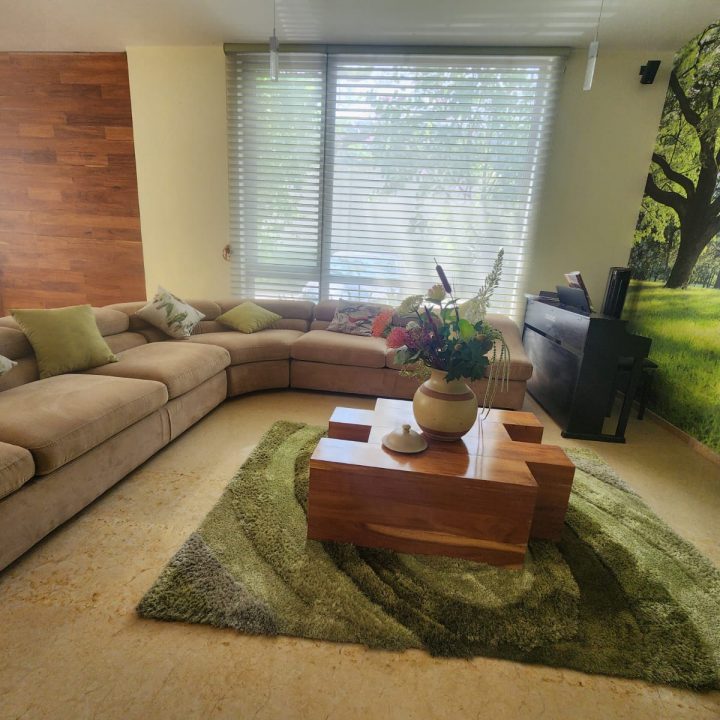 0d678663-f7f0-4e85-9566-daf2b0717e78