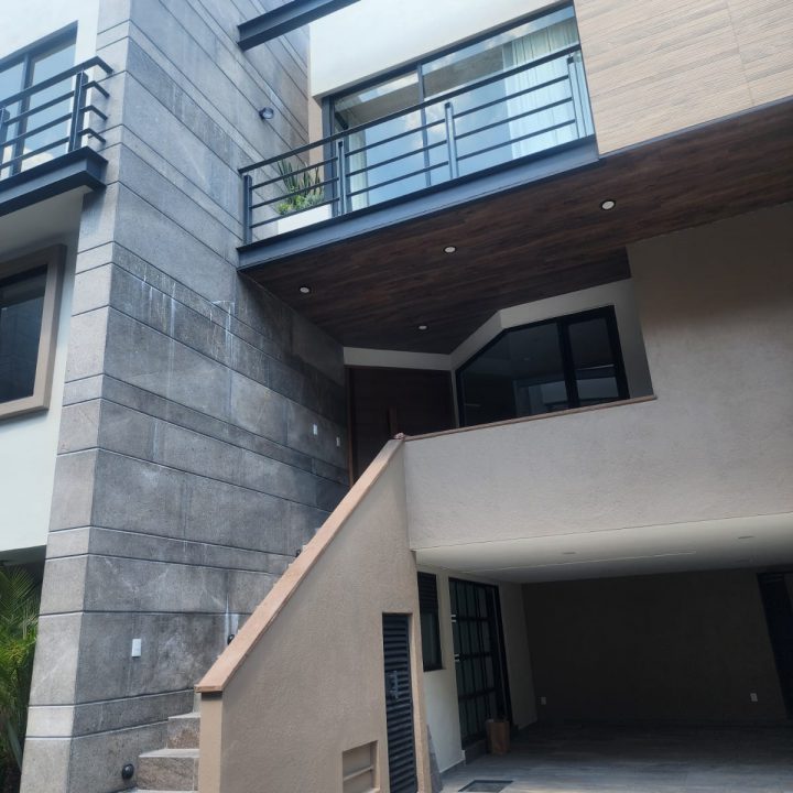 7c235cfc-875d-4f3b-a0c0-148851f79bb8