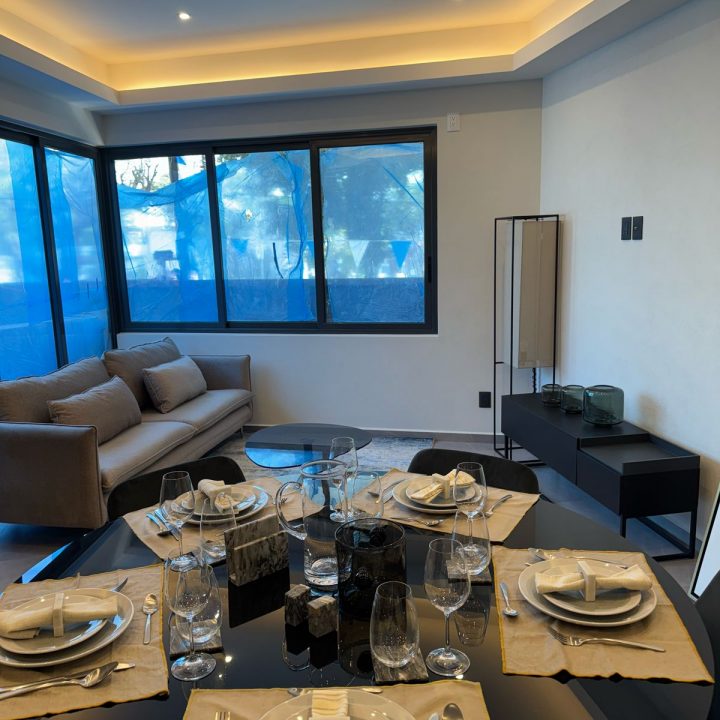 8a118258-1d92-43c6-90c1-6f45985cd1b8