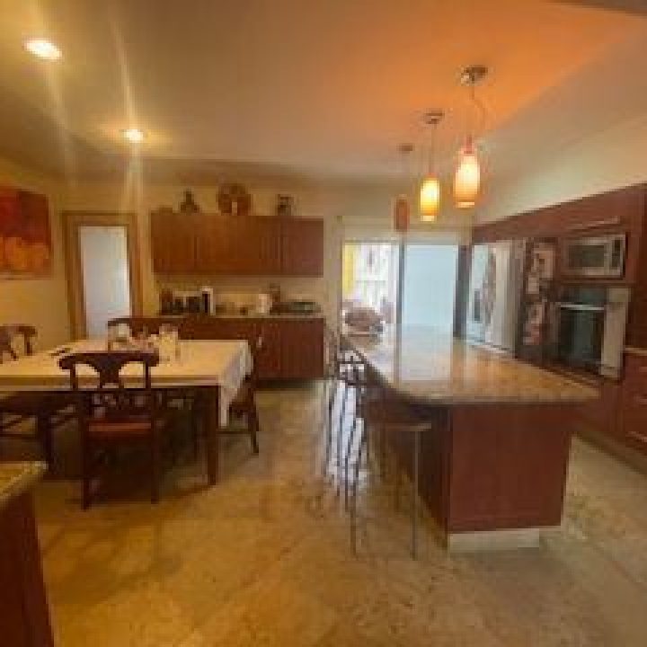 8d783dd1-b37c-4e60-b8f5-e23eff20147e